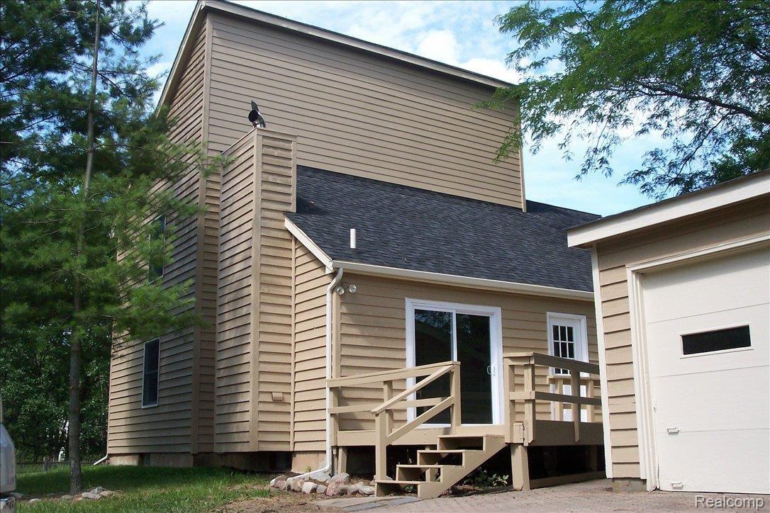 889 West Barron Road Howell, MI 48855 - Photo 12 of 17 Impressive architecture