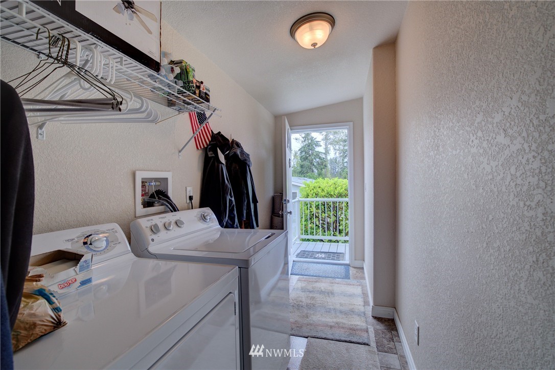 23525 15th Avenue Southeast, Unit 408 Bothell, WA 98021 - Photo 9 of 20 Gallery Image 9