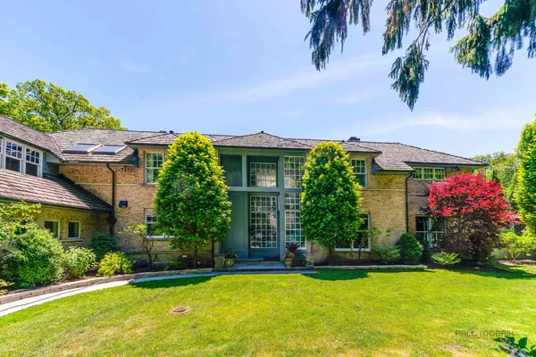 $3,900,000 | 1177 Edgewood Road, Lake Forest, IL 60045