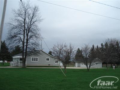 8259 North Linden Road Mount Morris, MI 48458 - Photo 2 of 10 20181491-1.JPG