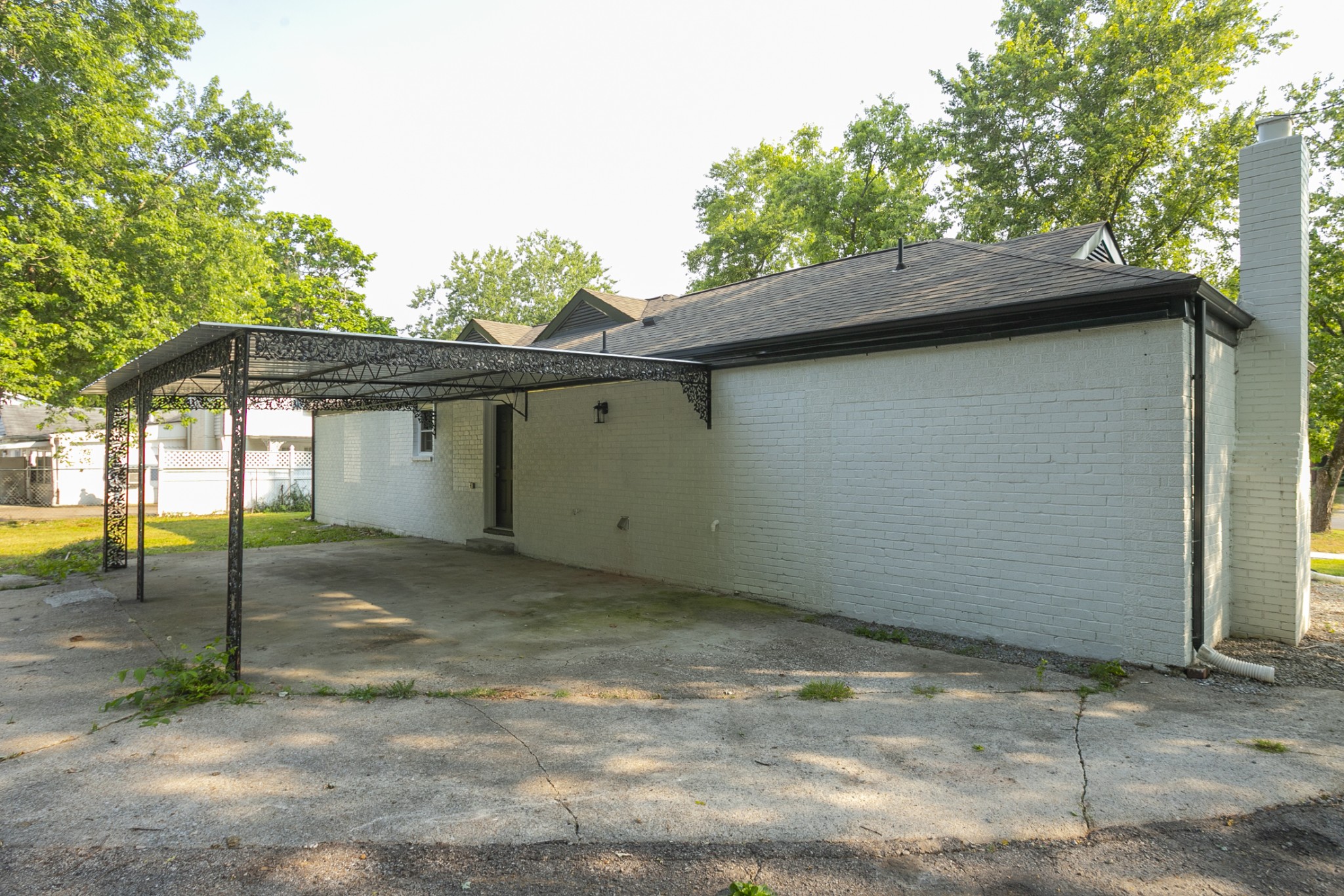 1229 Berwick Trail Madison, TN 37115 - Photo 42 of 47 a backyard of a house with lots of green space