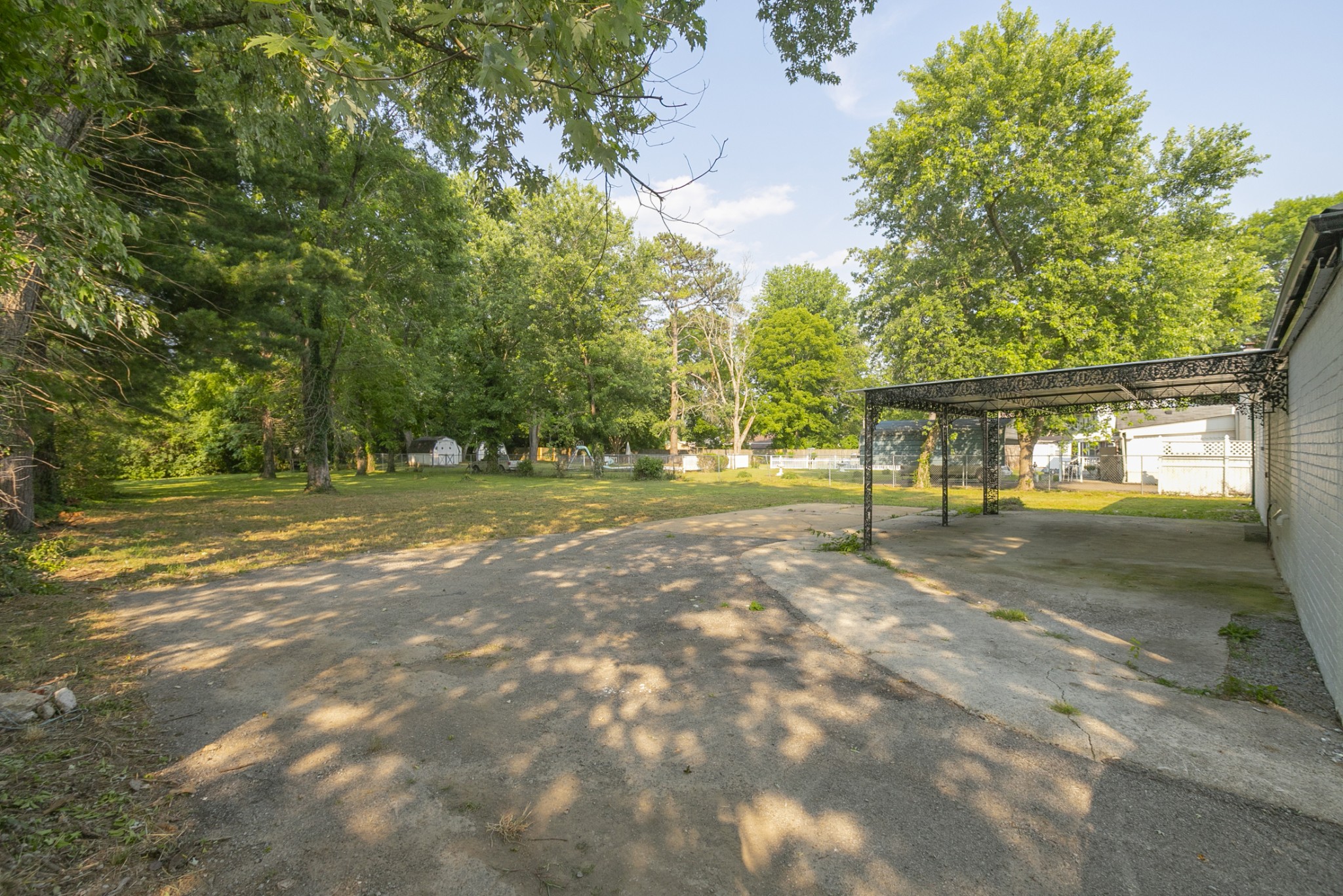 1229 Berwick Trail Madison, TN 37115 - Photo 44 of 47 a view of a yard with plants and trees