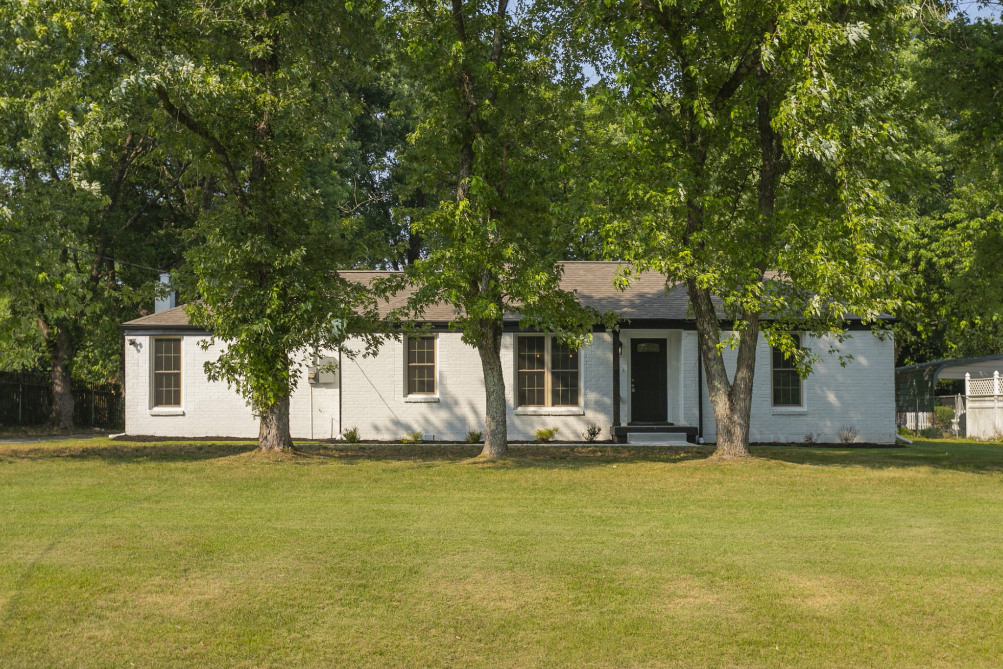1229 Berwick Trail Madison, TN 37115 - Photo 7 of 47 a front view of house with yard