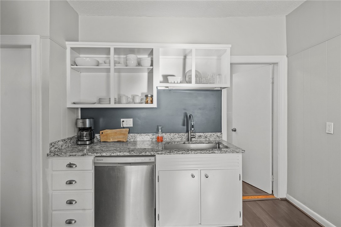 48 Constitution Street, Unit 2 Bristol, RI 02809 - Photo 15 of 25