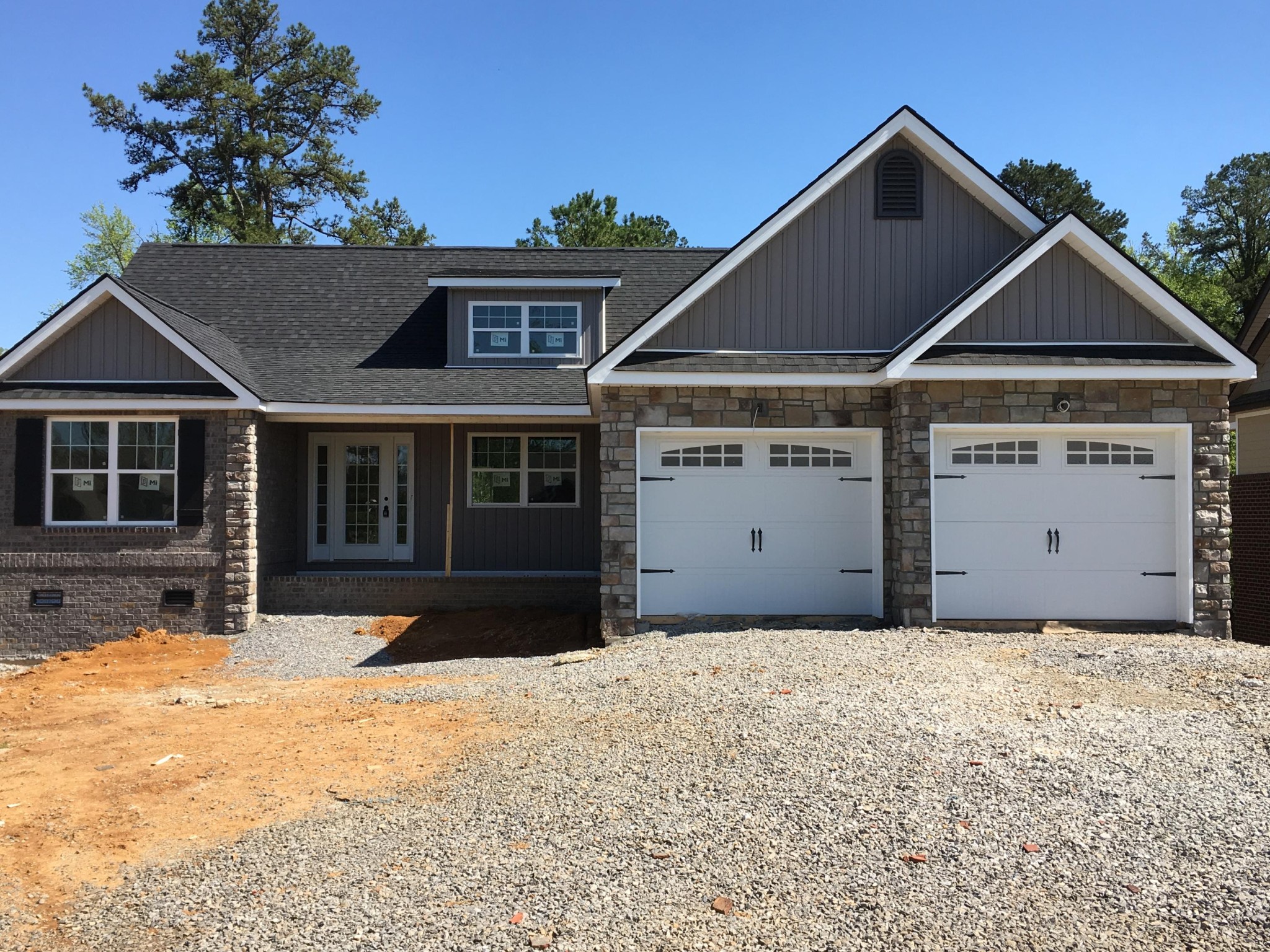 179 Crossroads Boulevard Oak Ridge, TN 37830 - Photo 1 of 2