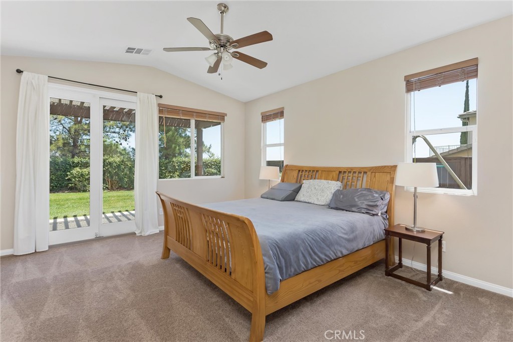 33369 Gold Mountain Road Yucaipa, CA 92399 - Photo 25 of 65 Primary suite