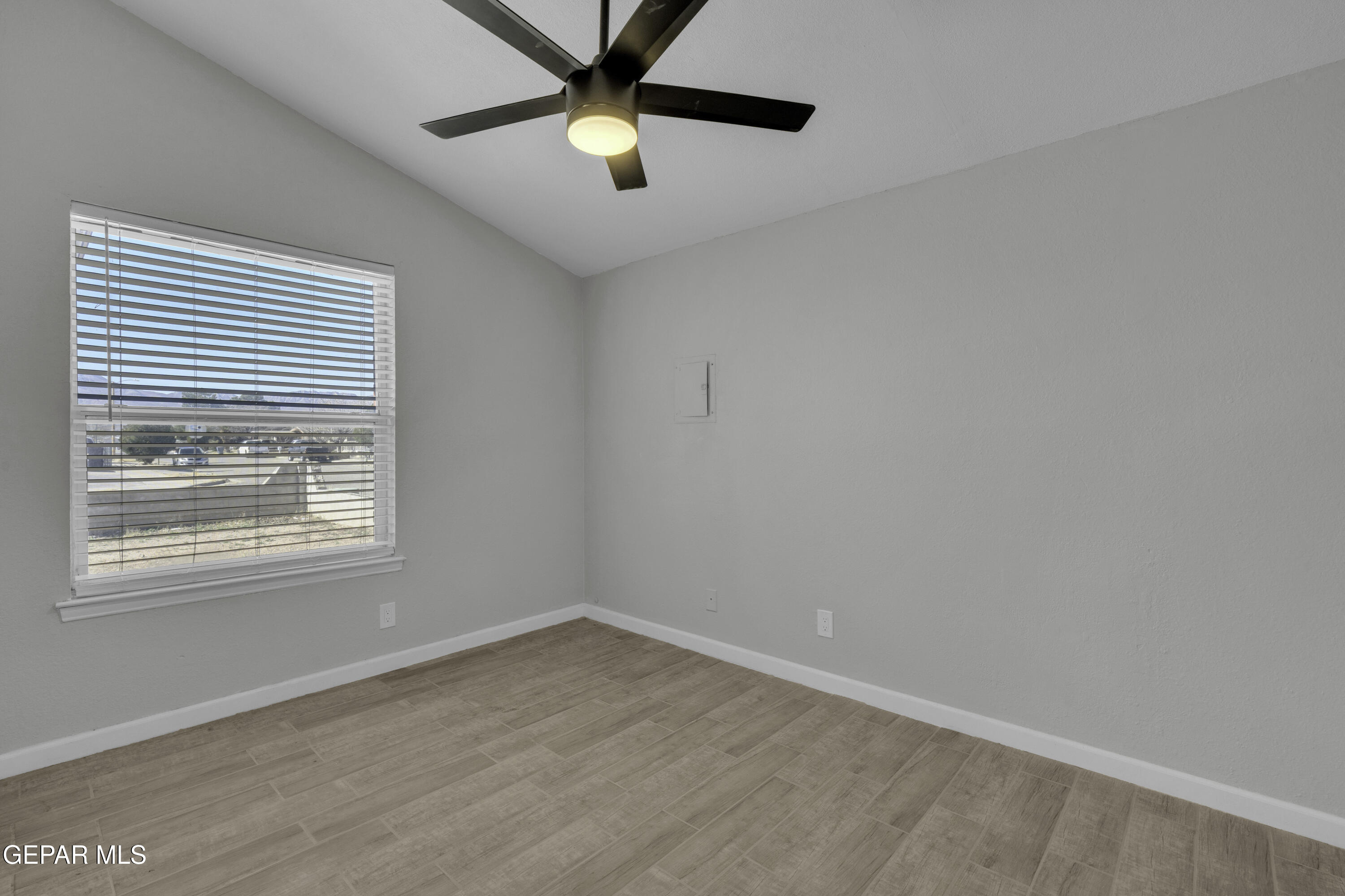10152 Racoon Drive El Paso, TX 79924 - Photo 27 of 39 10 (3)