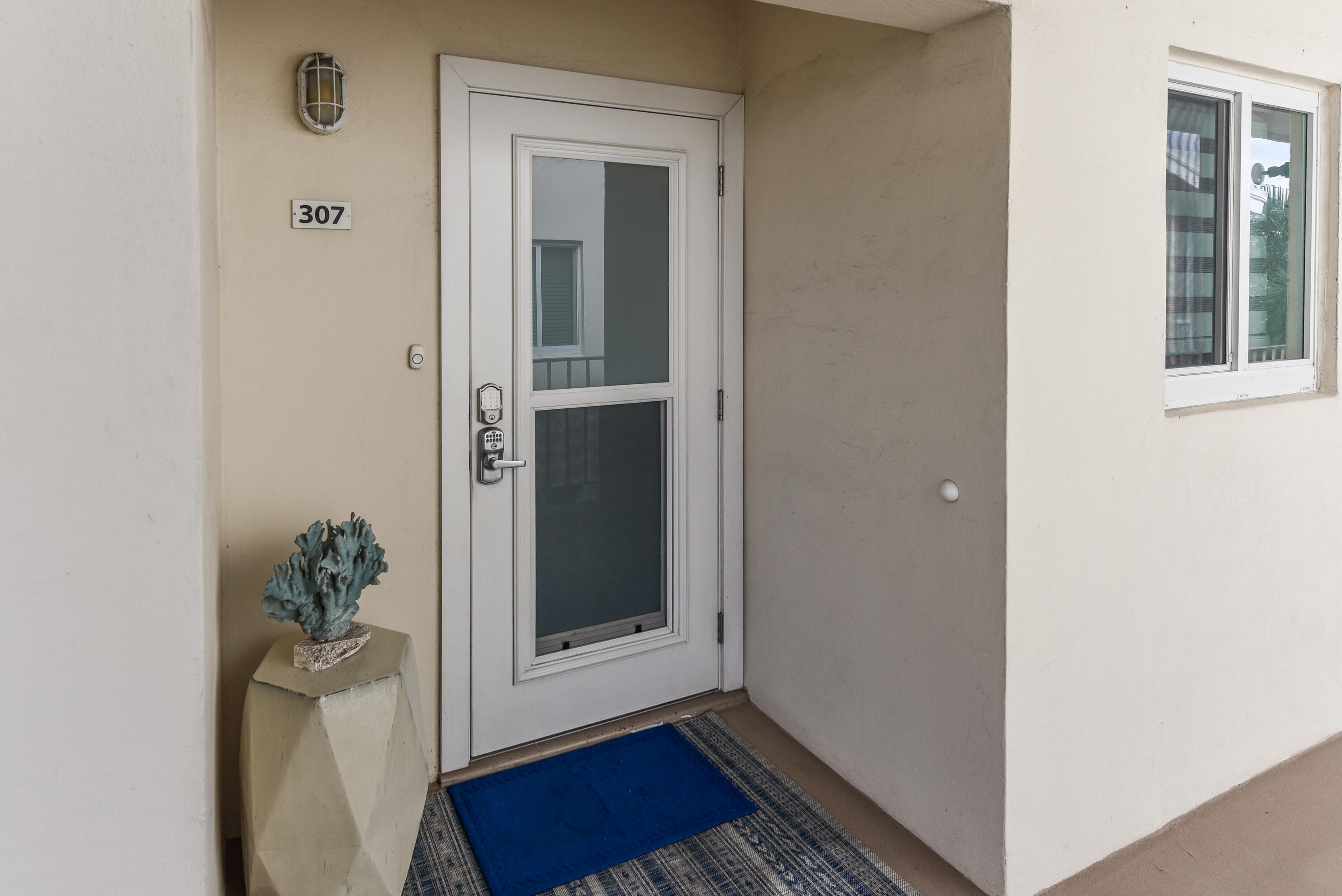 6530 North Ocean Boulevard, Unit 3070 Ocean Ridge, FL 33435 - Photo 5 of 47 6530 N Ocean Blvd_#307_Jody Cologirone_3