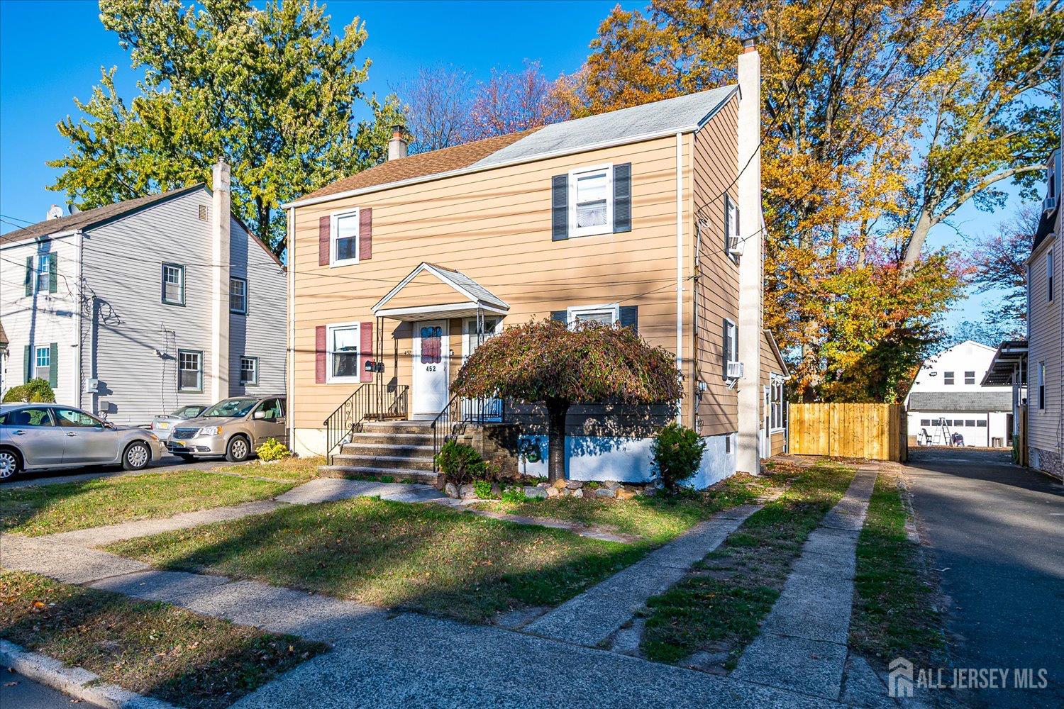 450 Crows Mill Road Fords, NJ 08863 - Photo 2 of 38