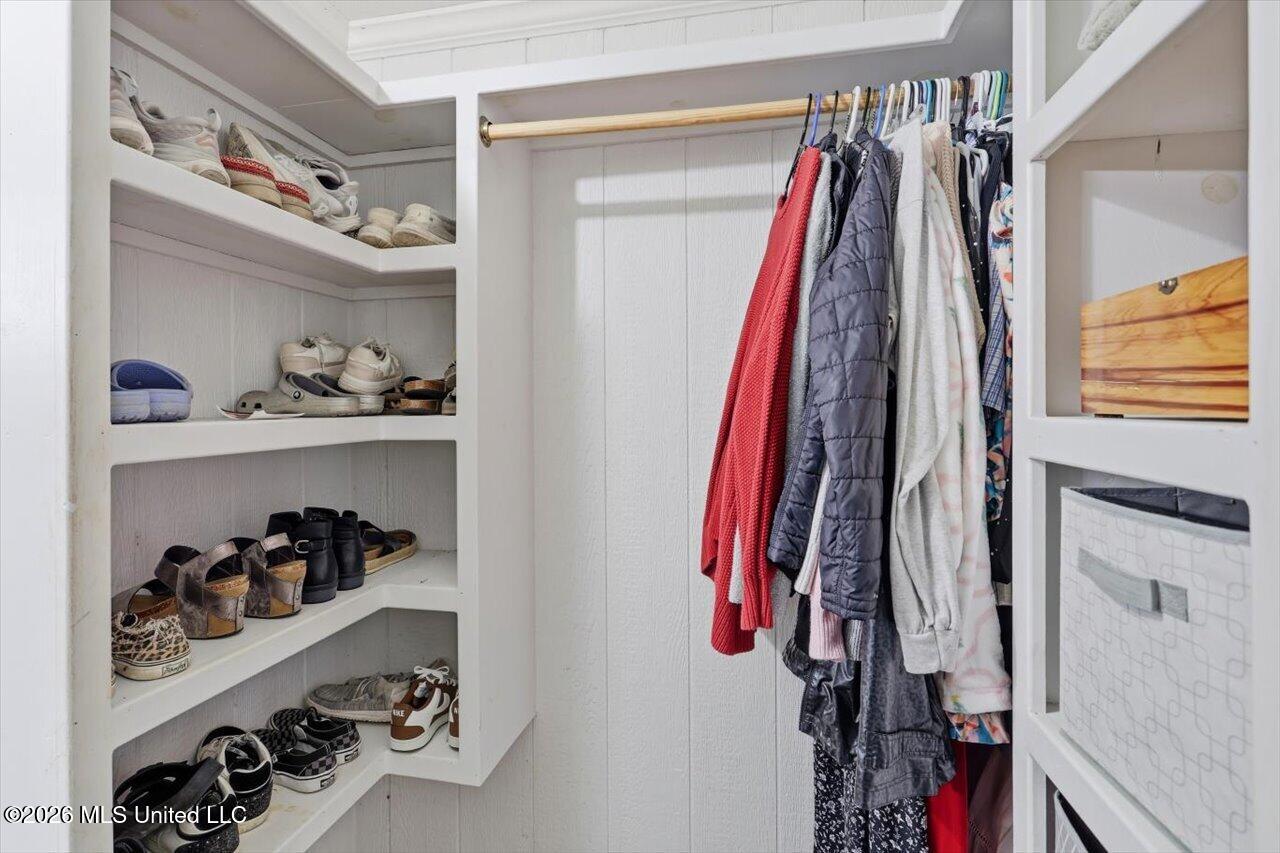 707 Gum Springs Road Braxton, MS 39044 - Photo 17 of 26 18-707 Gum Springs Rd _ Home Tours MS