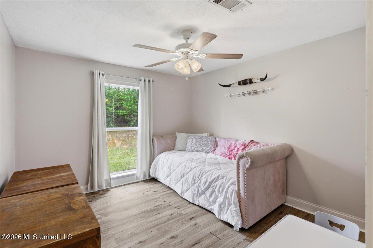 707 Gum Springs Road Braxton, MS 39044 - Photo 21 of 26 22-707 Gum Springs Rd _ Home Tours MS