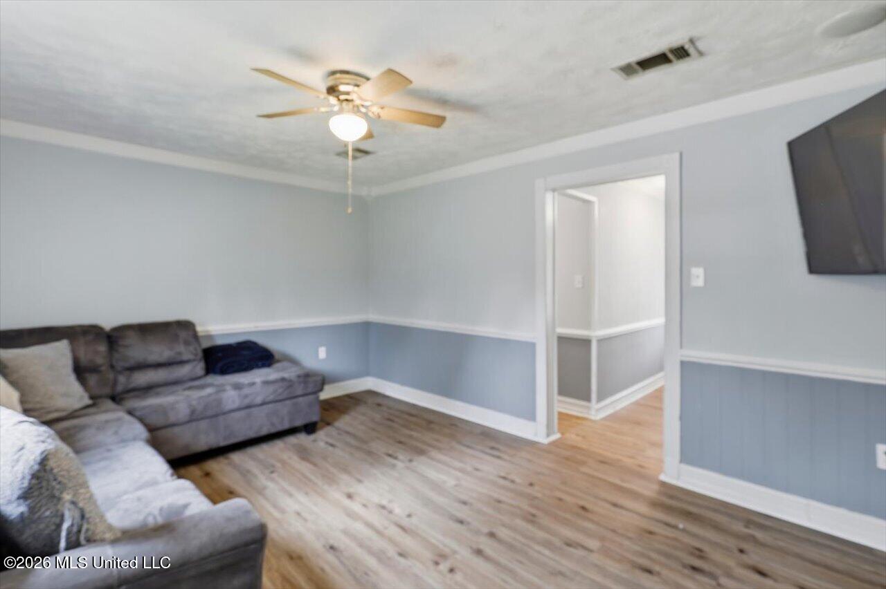 707 Gum Springs Road Braxton, MS 39044 - Photo 7 of 26 08-707 Gum Springs Rd _ Home Tours MS