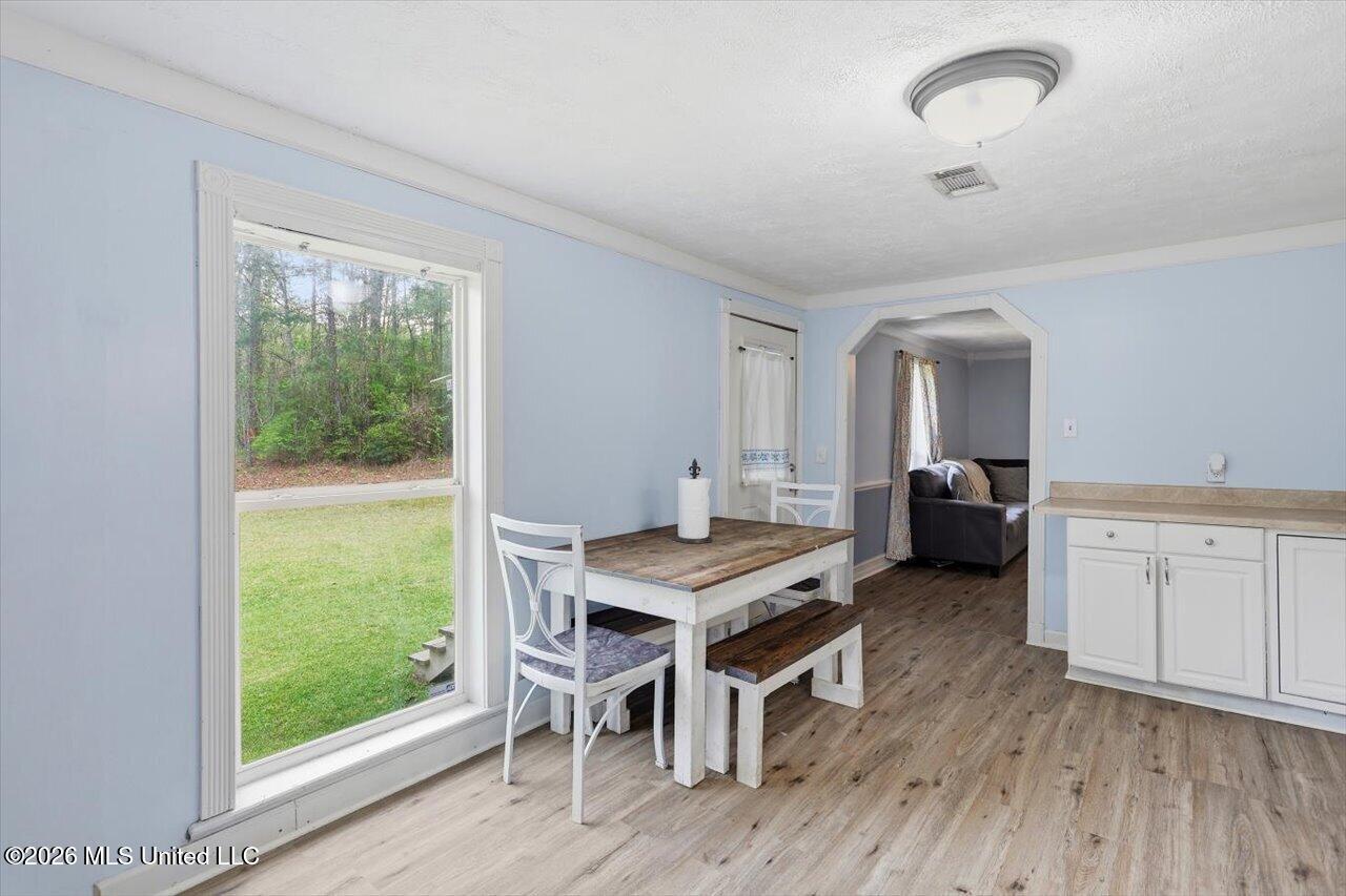 707 Gum Springs Road Braxton, MS 39044 - Photo 10 of 26 10-707 Gum Springs Rd _ Home Tours MS