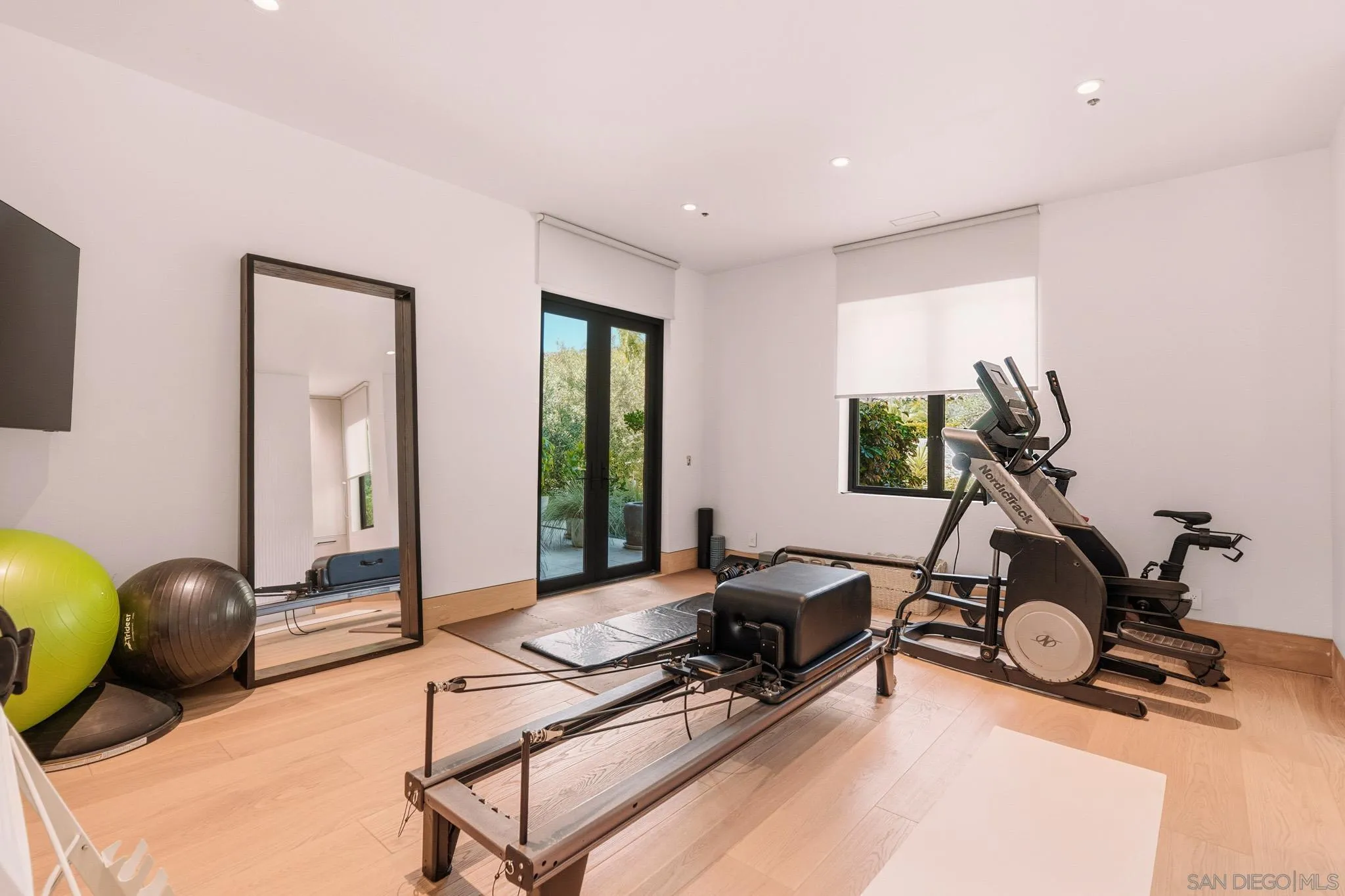 7150 Via Del Charro Rancho Santa Fe, CA 92067 - Photo 47 of 75