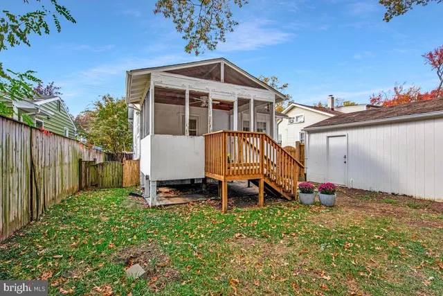 $335,000 | 5607 40th Avenue, Hyattsville, MD 20781