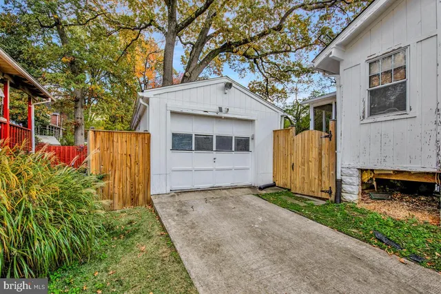 $335,000 | 5607 40th Avenue, Hyattsville, MD 20781