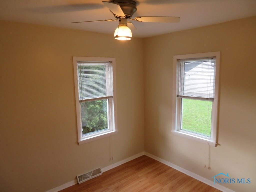 3917 Richfield Center Road Berkey, OH 43504 - Photo 8 of 14 Gallery Image 8