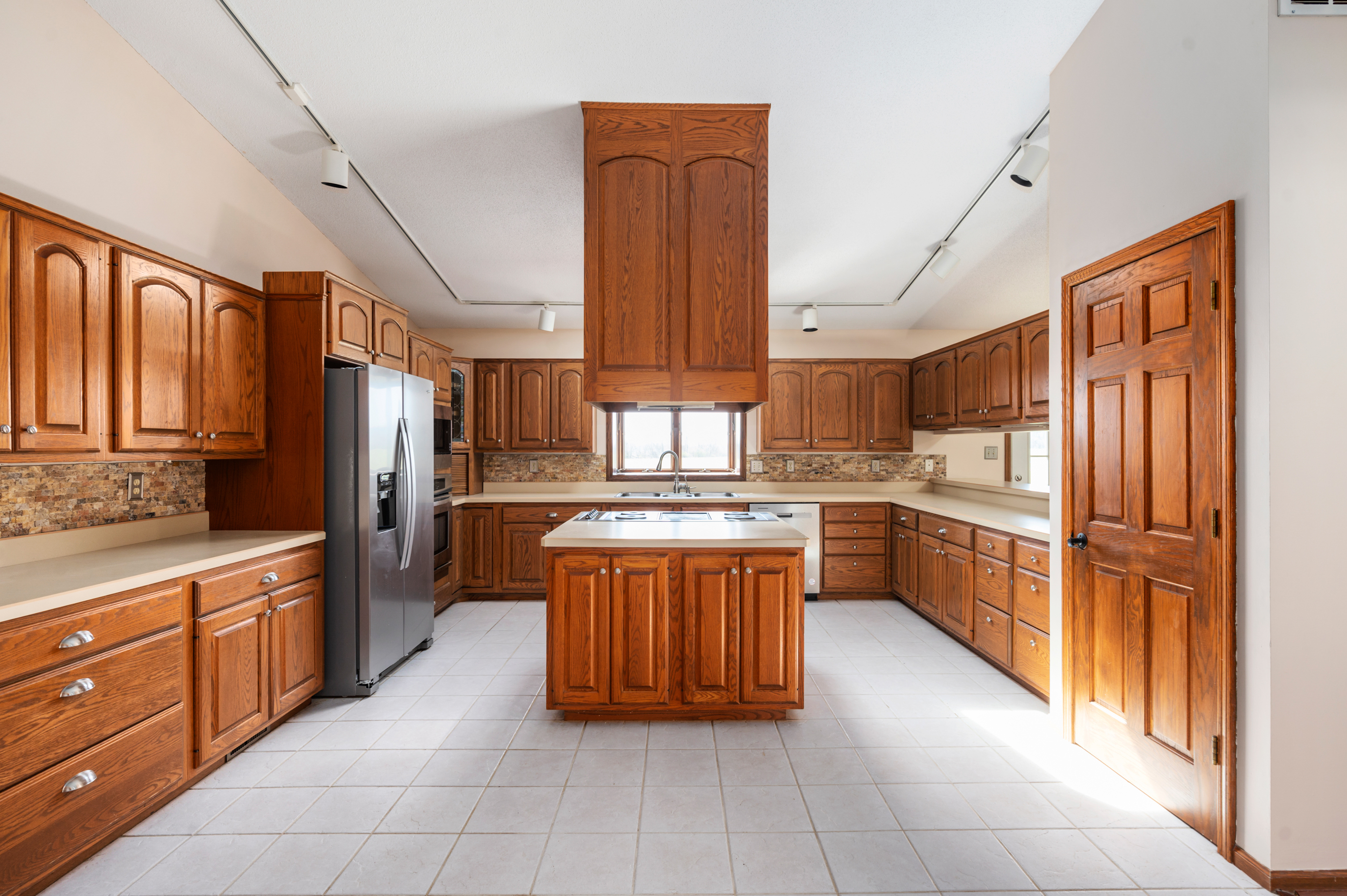 3913 North 500 W Road Muncie, IN 47304 - Photo 16 of 38 Gallery Image 16