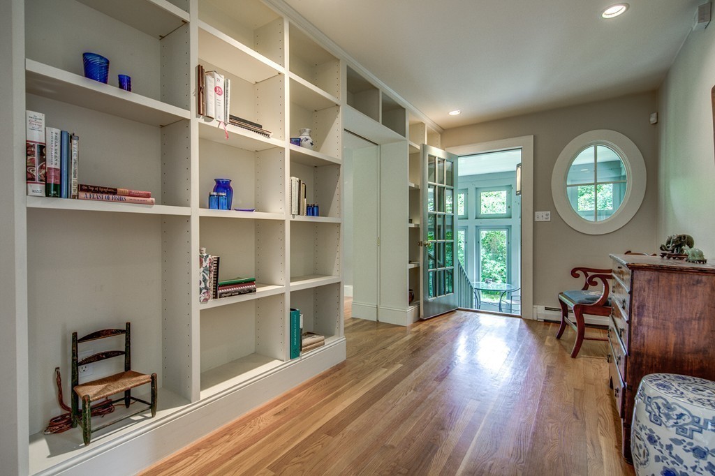 86 Eastern Point Boulevard Gloucester, MA 01930 - Photo 16 of 30 a view of a livingroom with furniture and wooden floor