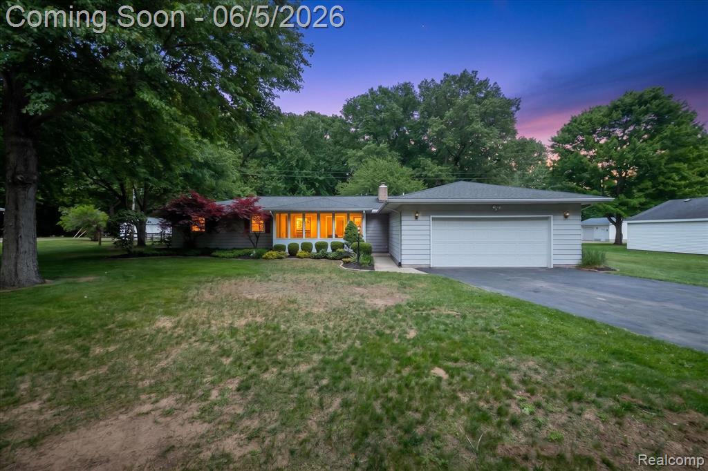 2083 Wells Road Dundee, MI 48131 - Photo 1 of 54