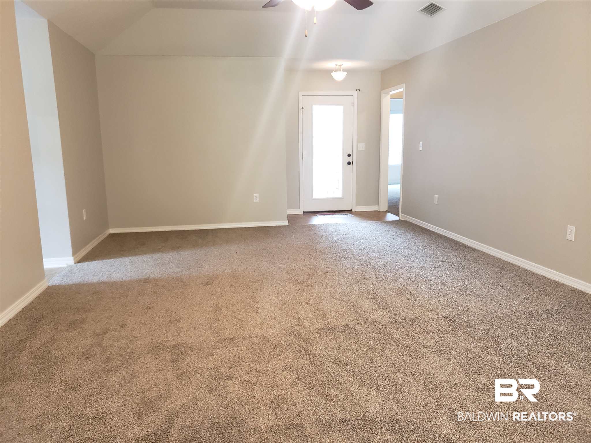 16730 Sugar Loop Foley, AL 36535 - Photo 5 of 25 Living Room