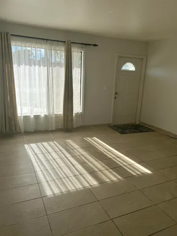 a view of empty room with window