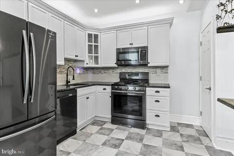 $275,000 | 231 East Hortter Street, Philadelphia, PA 19119