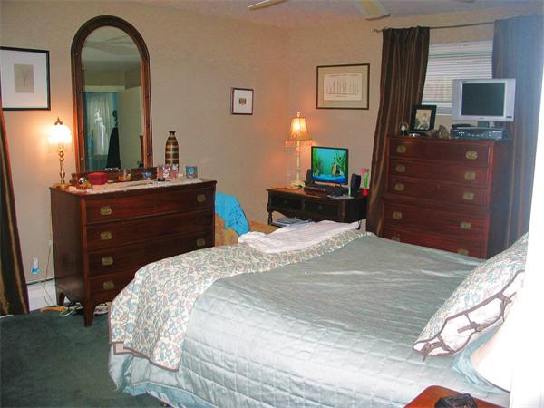 79 MacArthur Road Stoneham, MA 02180 - Photo 10 of 20 Gallery Image 10