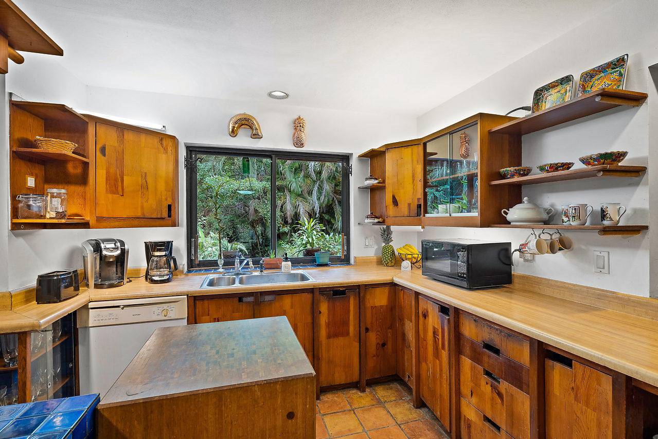 7479 Southeast Rivers Edge Street Jupiter, FL 33458 - Photo 13 of 39 Kitchen