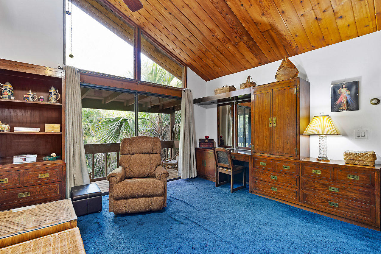7479 Southeast Rivers Edge Street Jupiter, FL 33458 - Photo 19 of 39 Master bedroom