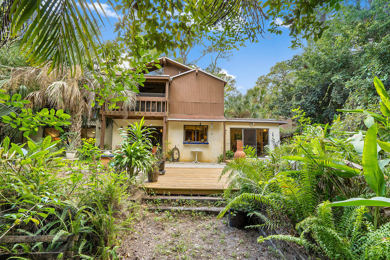 7479 Southeast Rivers Edge Street Jupiter, FL 33458 - Photo 27 of 39 Rear