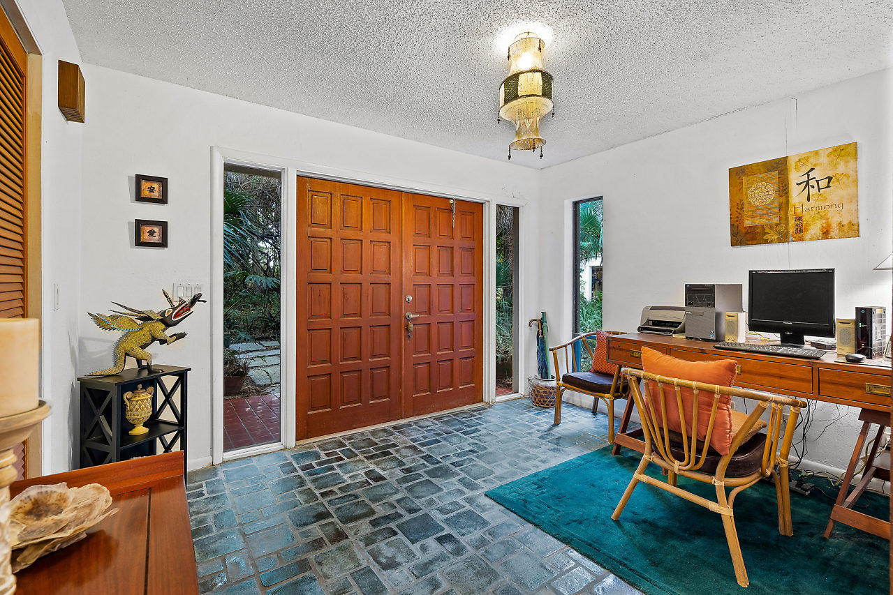 7479 Southeast Rivers Edge Street Jupiter, FL 33458 - Photo 7 of 39 Foyer