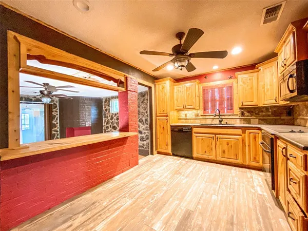 $170,000 | 1449 South 18th Street, Abilene, TX 79602