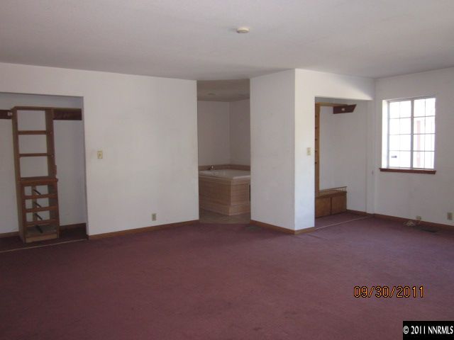 2130 Whitfield Way Reno, NV 89512 - Photo 4 of 10 Photo 4