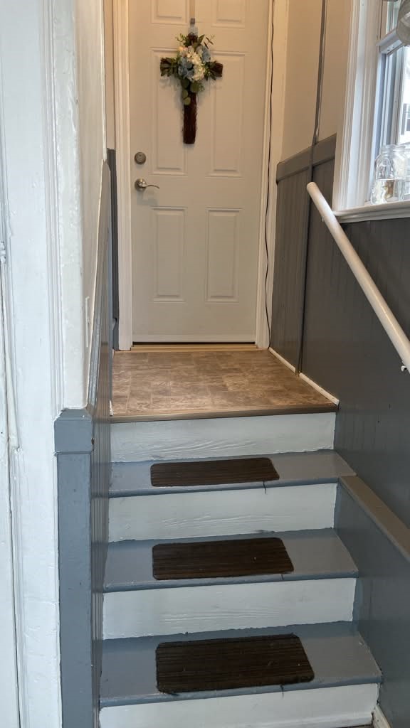 20 Violet Street Providence, RI 02908 - Photo 8 of 18