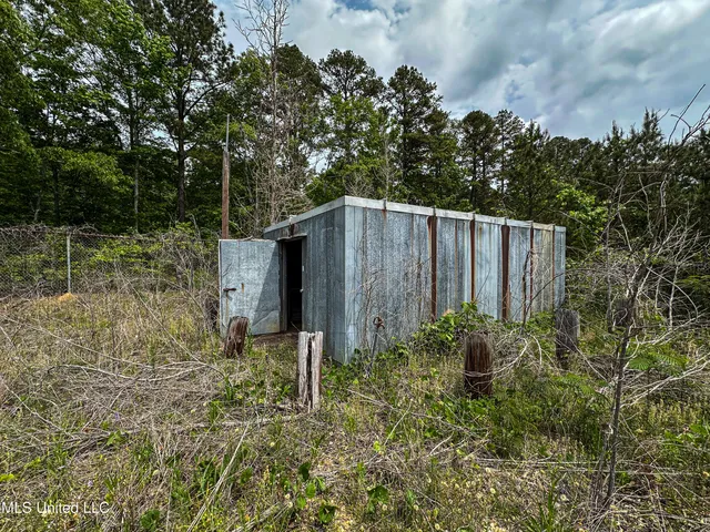 $85,000 | 1 Highway 14, Louisville, MS 39339