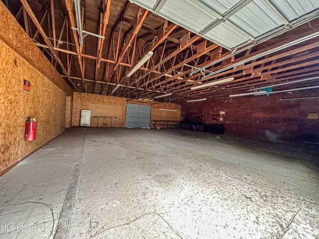 $85,000 | 1 Highway 14, Louisville, MS 39339