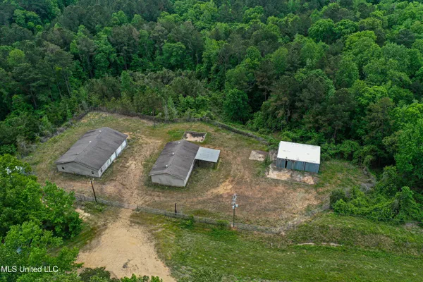 $74,800 | 1 Highway 14, Louisville, MS 39339
