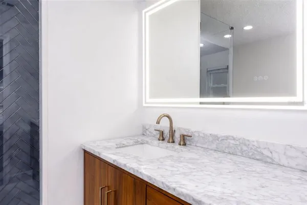 $3,700 | 22481 Southshore Drive, Land O' Lakes, FL 34639