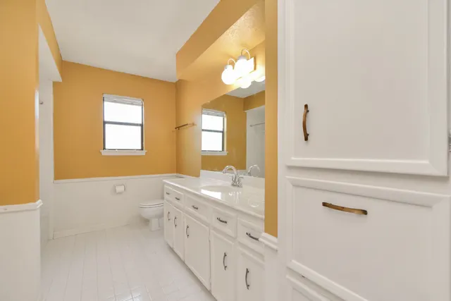 $1,950 | 4743 Sabrina Drive, Houston, TX 77066