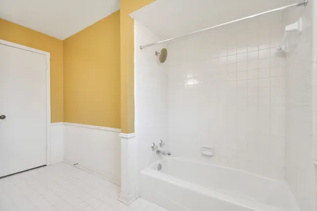 $1,950 | 4743 Sabrina Drive, Houston, TX 77066