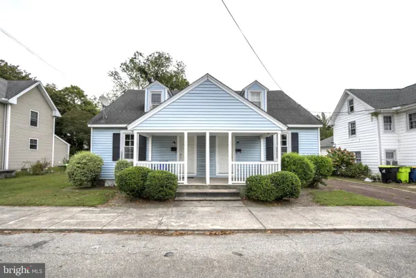 $355,000 | 305 Walnut Street, Milton, DE 19968