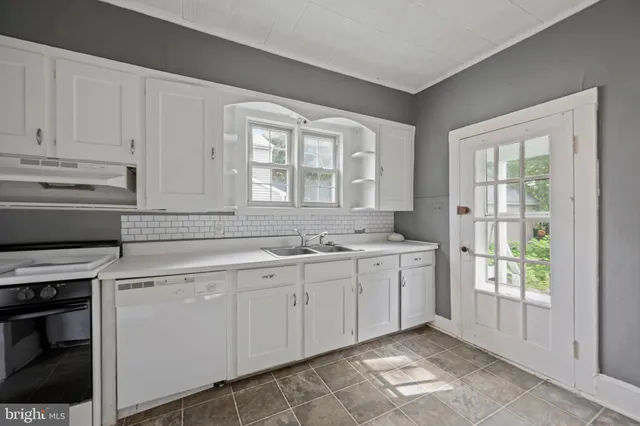 $385,000 | 305 Walnut Street, Milton, DE 19968