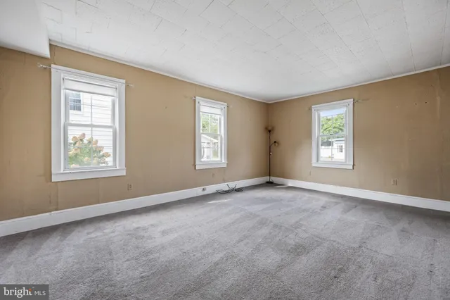 $385,000 | 305 Walnut Street, Milton, DE 19968