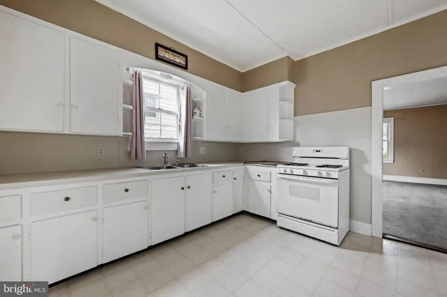 $385,000 | 305 Walnut Street, Milton, DE 19968