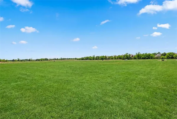$525,000 | 406 Valerie Way, Copper Canyon, TX 76226