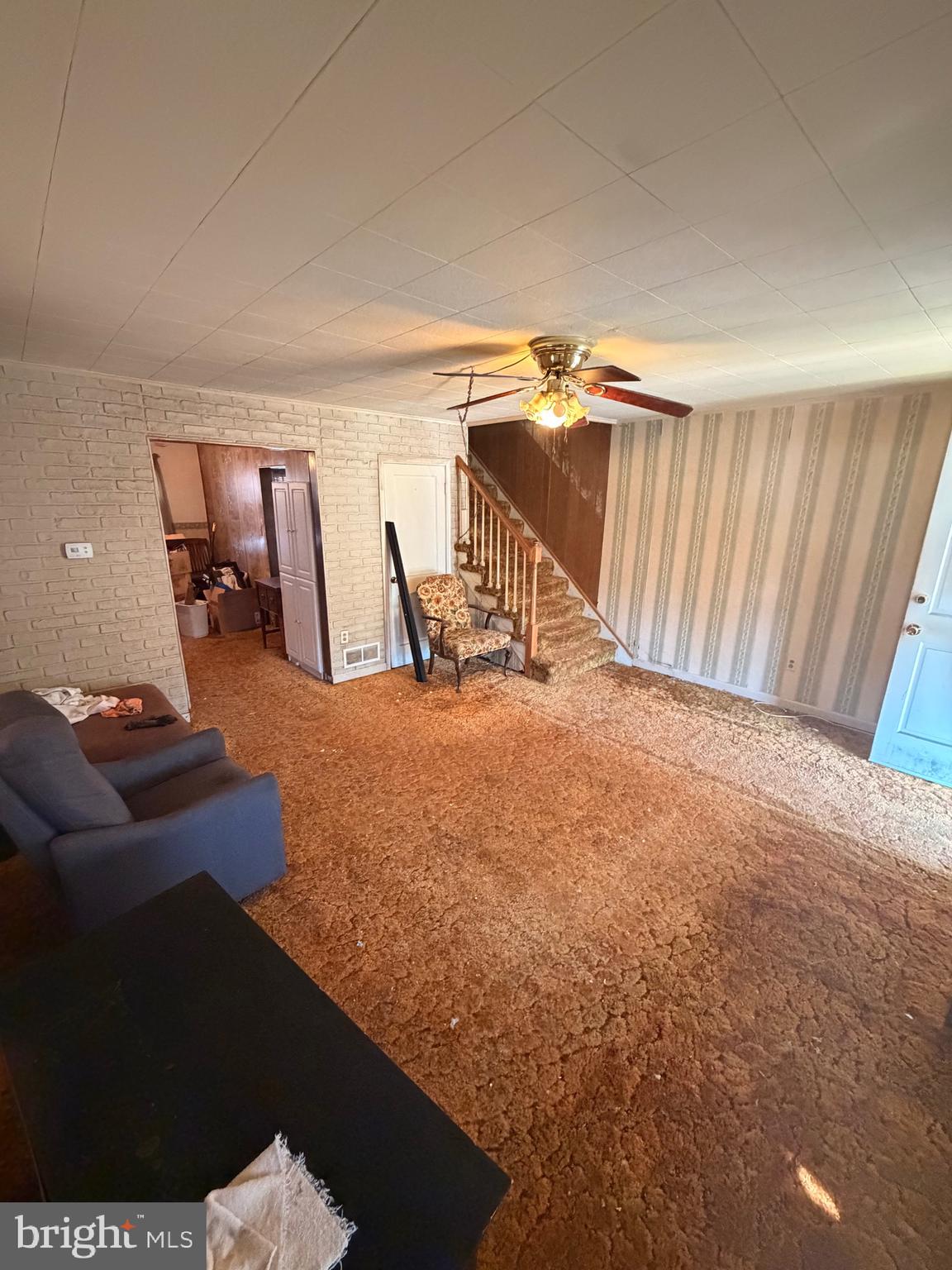 136 Kingston Road Baltimore, MD 21220 - Photo 2 of 21