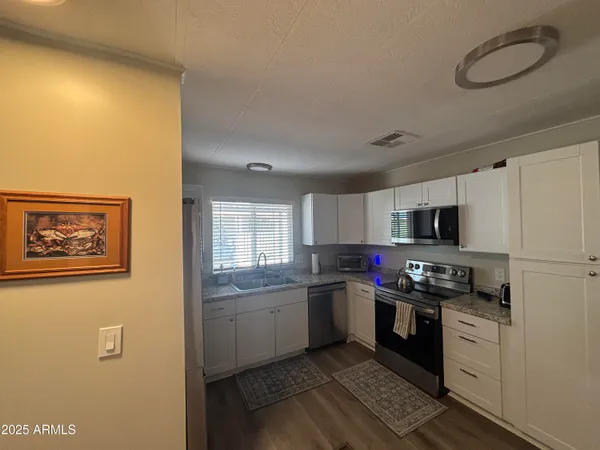 $1,600 | 3611 North Michigan Avenue, Florence, AZ 85132