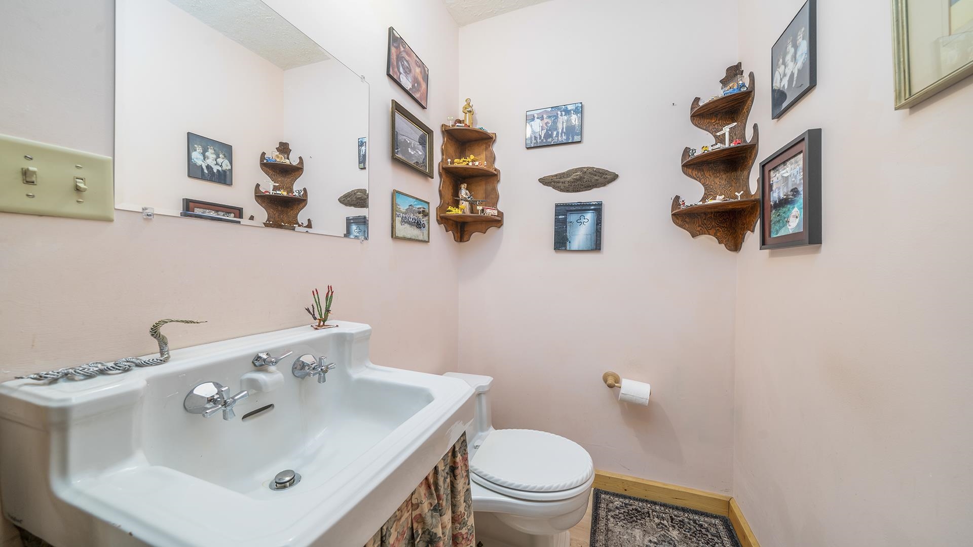 6443 Latham Road Rockford, IL 61101 - Photo 16 of 46 Gallery Image 16