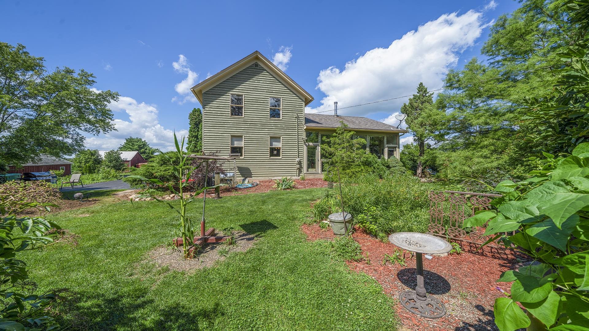 6443 Latham Road Rockford, IL 61101 - Photo 30 of 46 Gallery Image 30